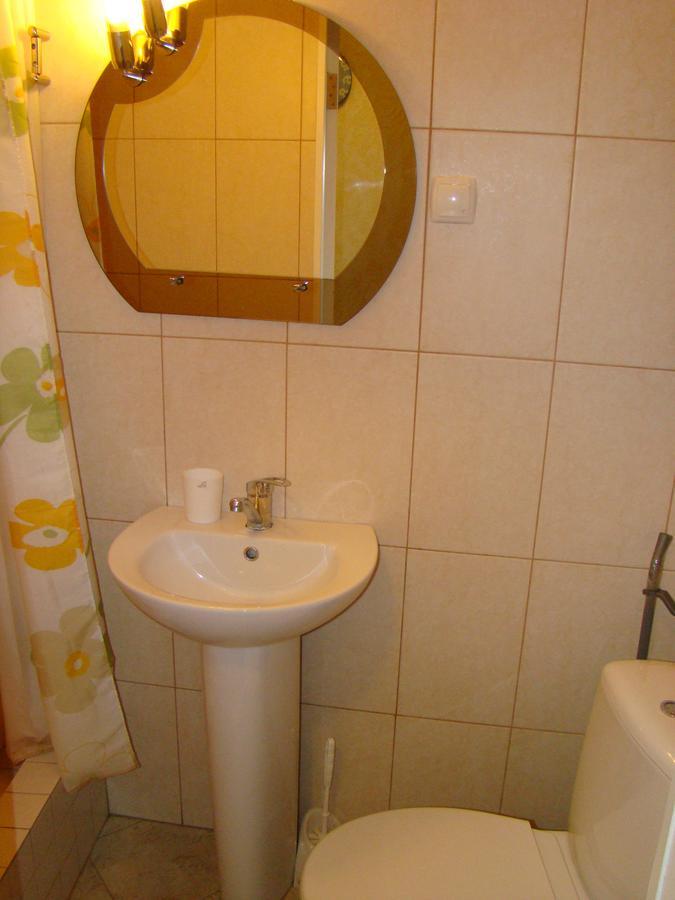 Mini-Hotel In Odessa Yard מראה חיצוני תמונה