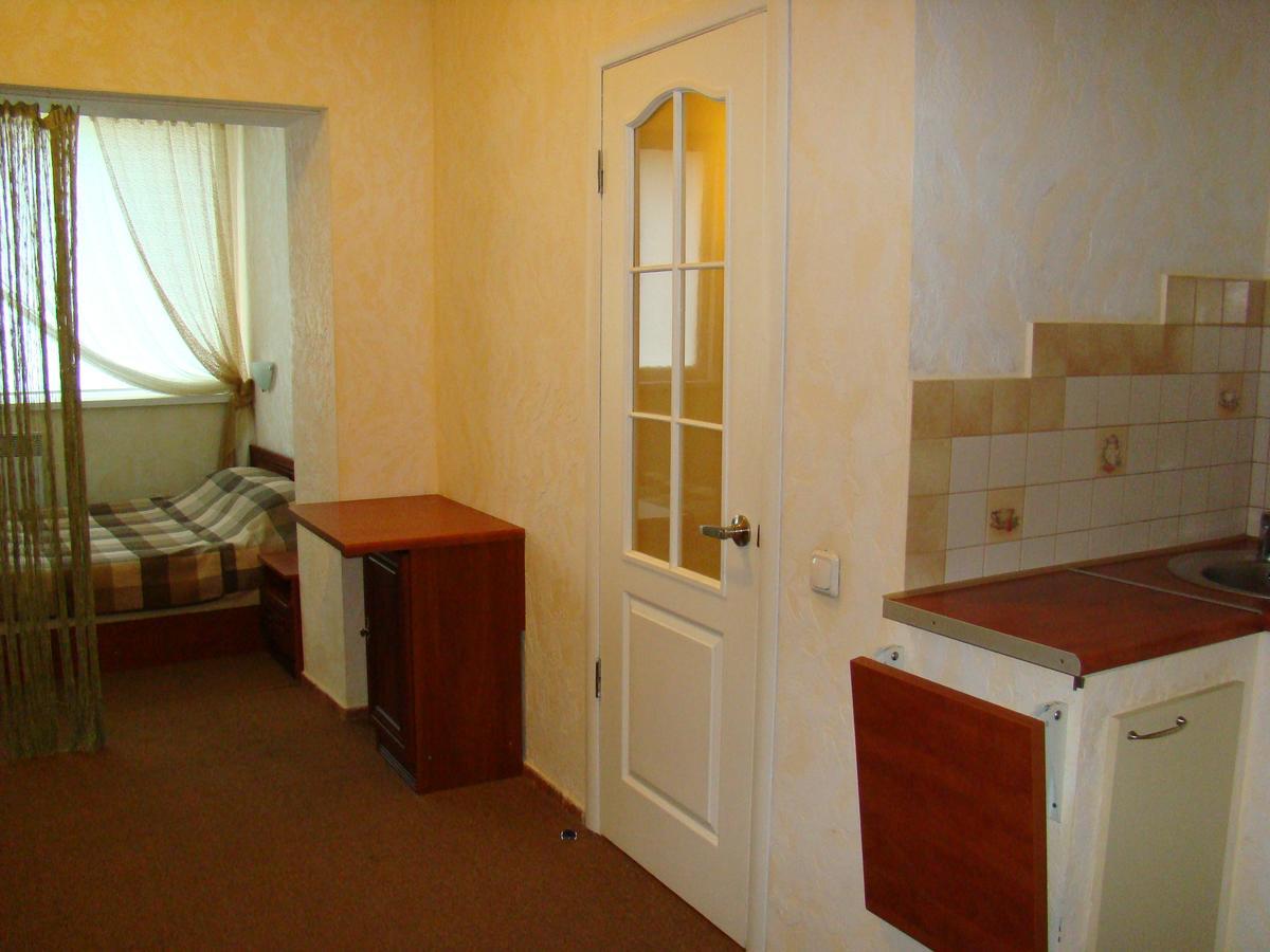 Mini-Hotel In Odessa Yard מראה חיצוני תמונה