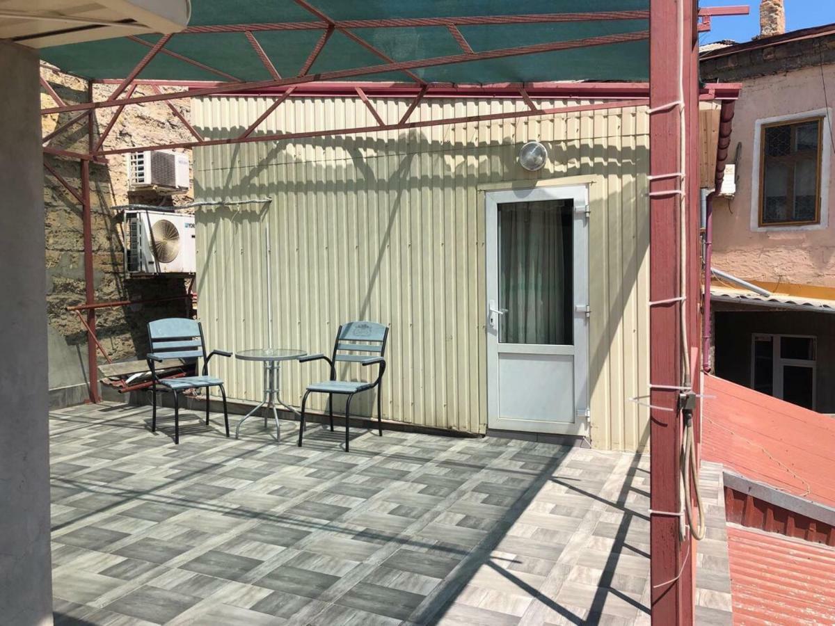 Mini-Hotel In Odessa Yard מראה חיצוני תמונה